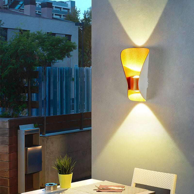 Modern Creative Bending Column LED Outdoor Waterproof Wall Sconce Lamp