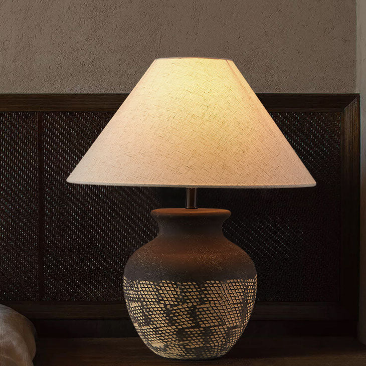 Traditional Japanese Fabric Shade Ceramic Jar Base 1-Light Table Lamp For Study