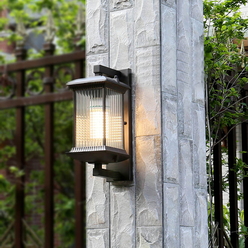 Moderne minimalistische quadratische Aluminiumglas-1-Licht-wasserdichte Wandleuchte für den Außenbereich 