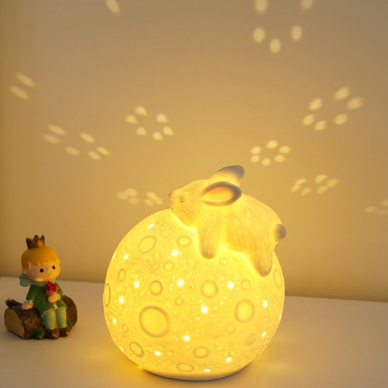 Moderne kreative Astronauten-Kaninchen USB wiederaufladbare LED-Nachtlicht-Tischlampe 