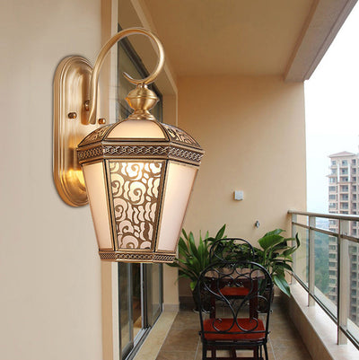 European Luxury Brass Hexagonal Lantern 1-Light Wall Sconce Lamp