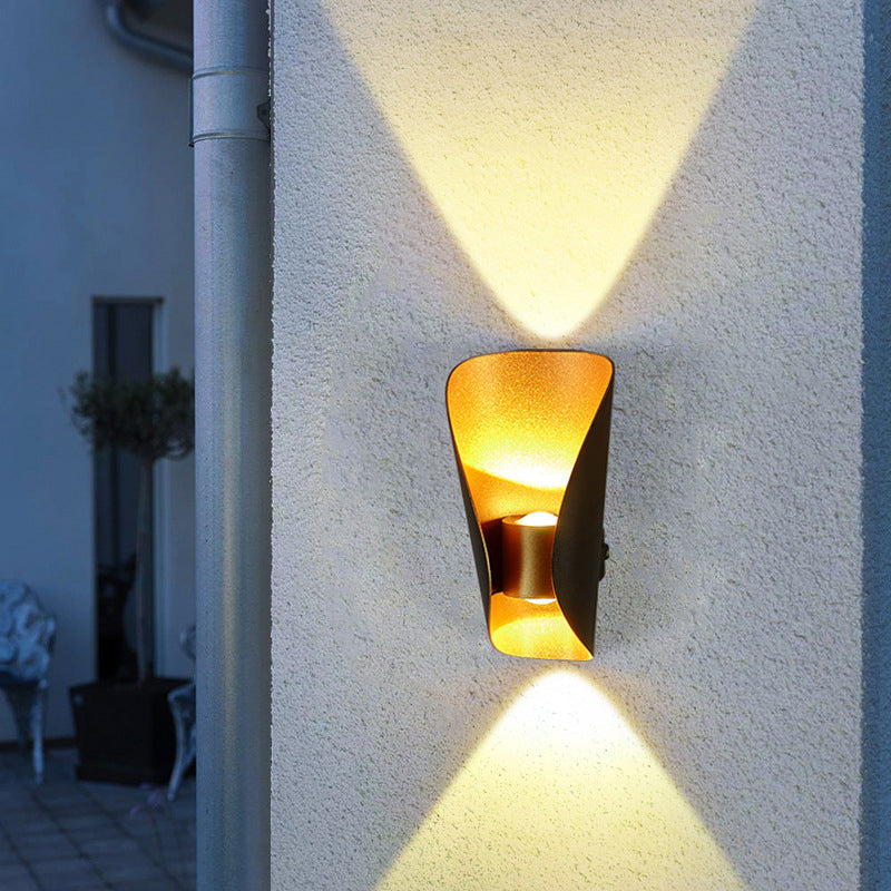 Modern Creative Bending Column LED Outdoor Waterproof Wall Sconce Lamp