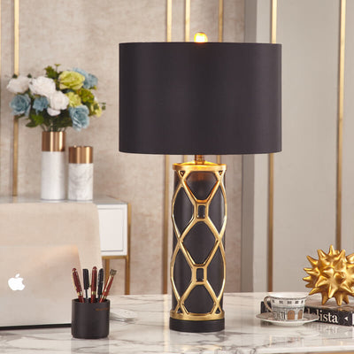 Nordic Light Luxury Ceramic 1-Light Table Lamp