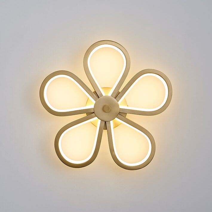 Modern Luxury Petal Shape Brass LED Wall Sconce Lamp