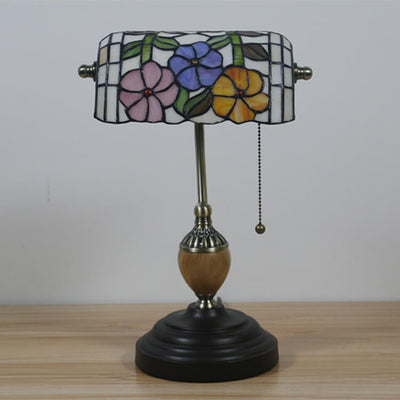 European Tiffany Flower Glass 1-Light Banker Table Lamp