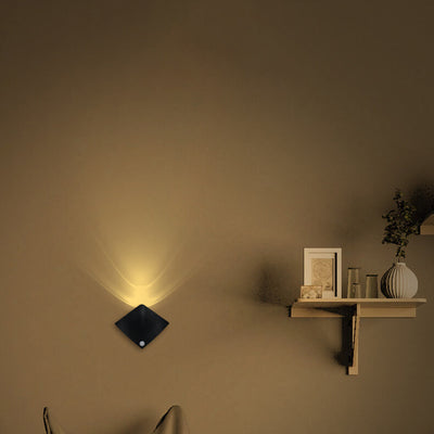 Modern PC Creative Stingray Design LED Wall Sconce Lamp