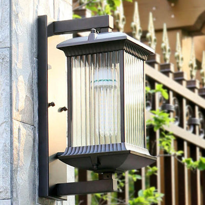 Moderne minimalistische quadratische Aluminiumglas-1-Licht-wasserdichte Wandleuchte für den Außenbereich 