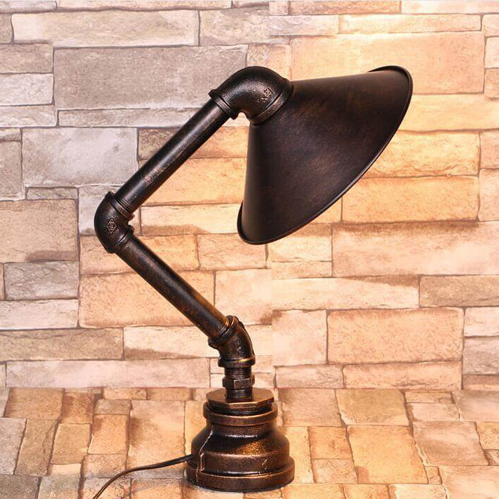 Vintage Industrial Pipe Iron 1-Light Table Lamp