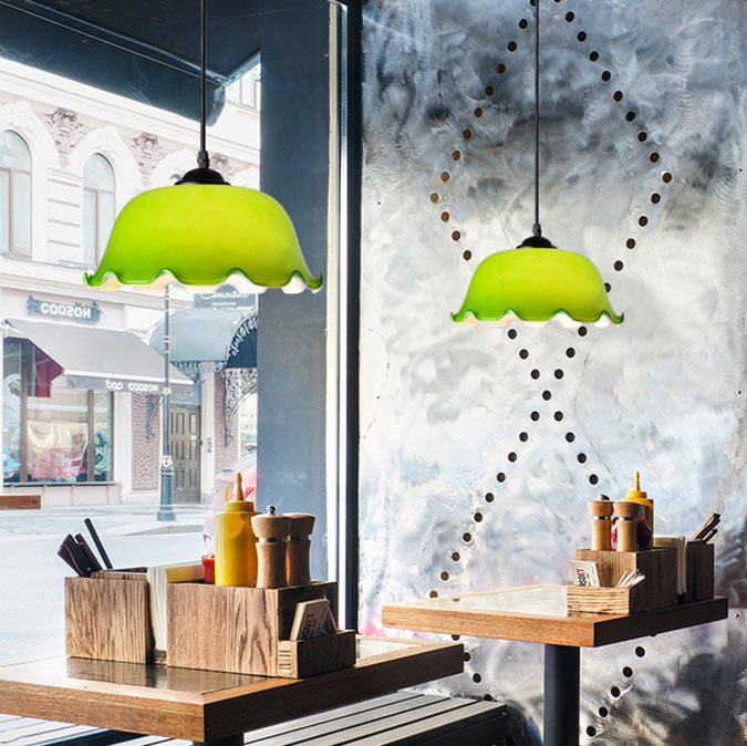 Luminaire suspendu vintage à 1 lumière avec dôme en verre à bords roulés vert émeraude 