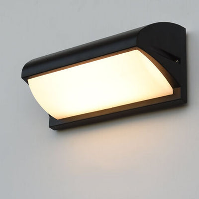 Modern Outdoor Waterproof PC Shade LED Outdoor Wall Sconce Lamp