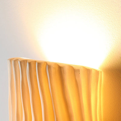 Contemporary Nordic Wavy Textured Resin Semicircle 2-Light Wall Sconce Lamp For Living Room