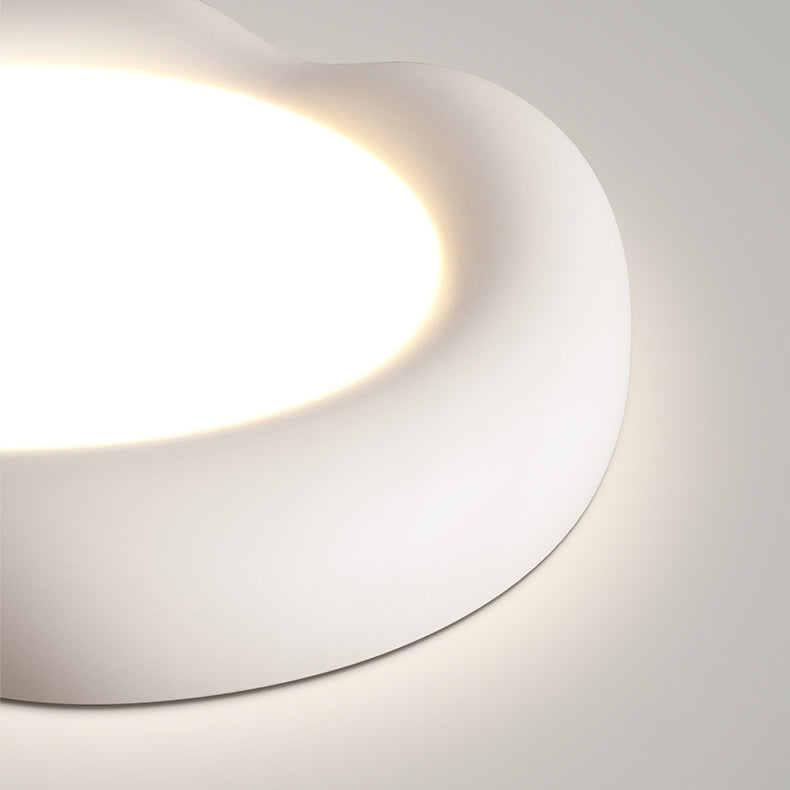 Plafonnier encastré à LED de couleur unie en forme de pomme minimaliste moderne 
