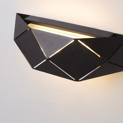 Contemporary Nordic Iron Geometric Polyhedron LED Wall Sconce Lamp For Bedroom