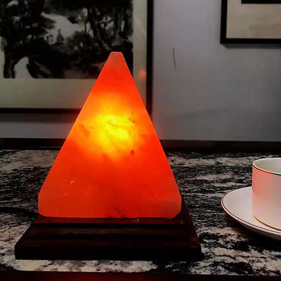 Lampe de table créative à 1 lumière en forme de triangle de l'Himalaya