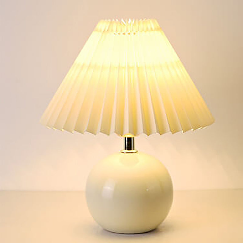 Vintage Pleated Fabric Lampshade Ceramic 1-Light Table Lamp