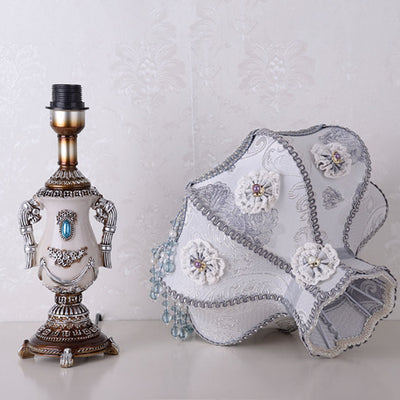 Traditional European Round Floral Beaded Resin Fabric 1-Light Table Lamp For Bedroom