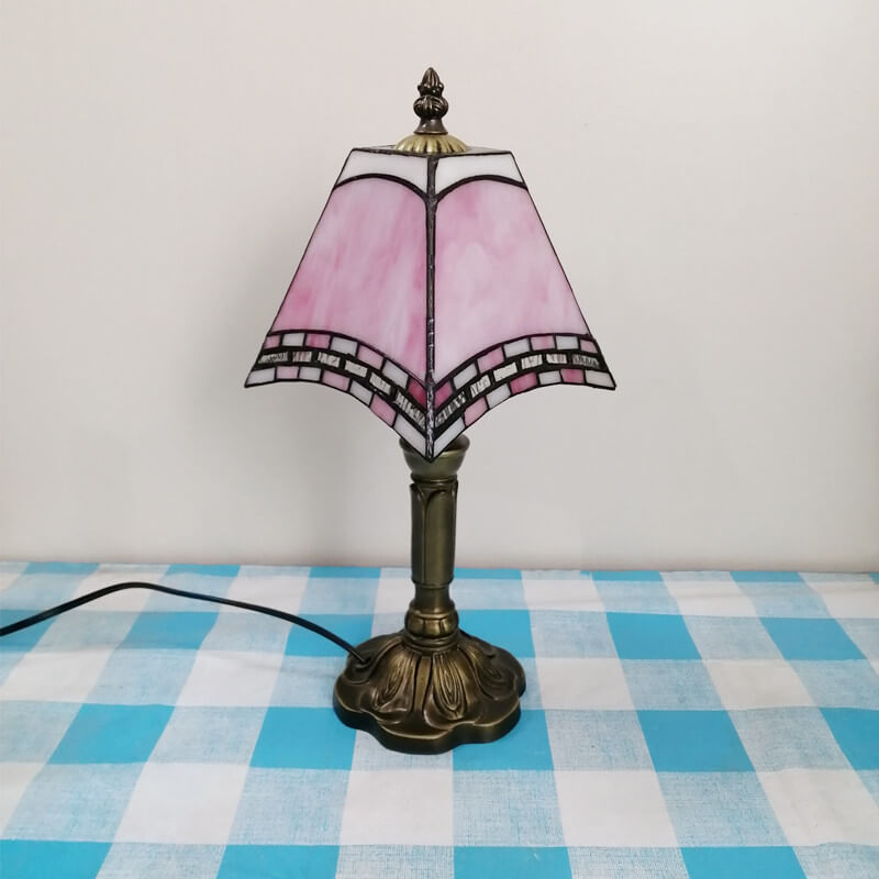 European Vintage Tiffany Square Stained Glass Iron 1-Light Table Lamp