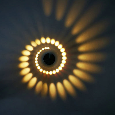 Modern Creative Aluminum Spiral Round LED Decorative Light