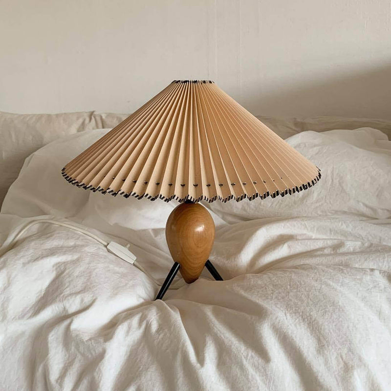 Vintage Bucket Pleated 1-Light Standing Table Lamp