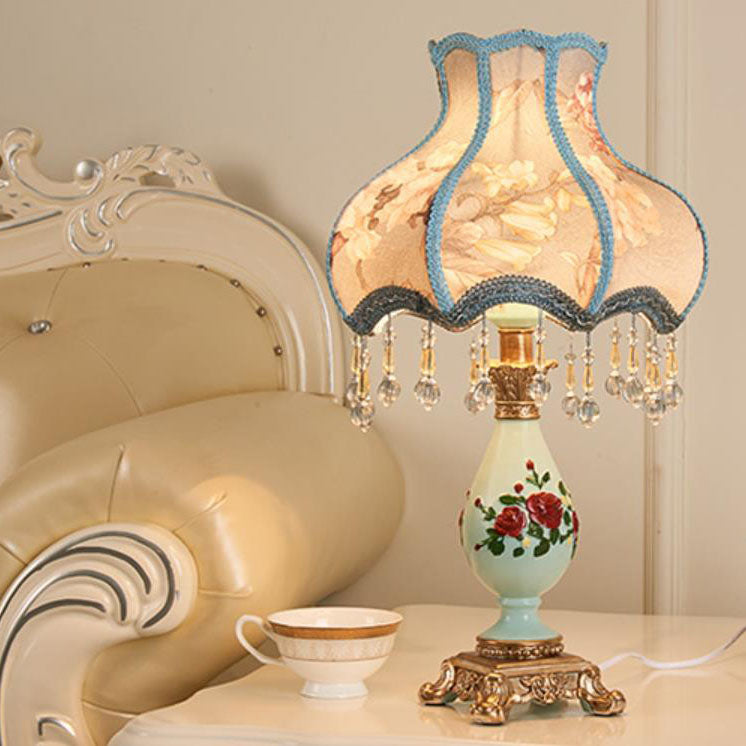 European Retro Light Luxury Carving Resin Fabric Alloy 1-Light Table Lamp