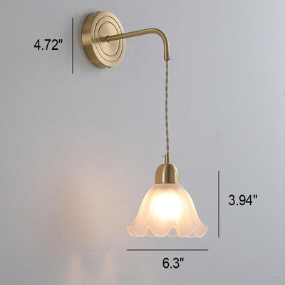 Nordic Vintage Glass Flower Petal Brass 1-Light Wall Sconce Lamp