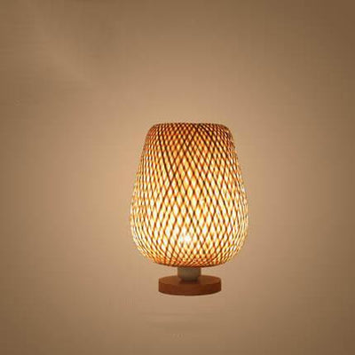 Moderne ovale 1-flammige Tischlampe aus Bambusgeflecht 