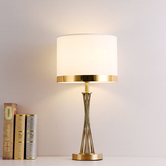 Nordic Fabric Gold Linear Base 1-Licht-Tischlampe 