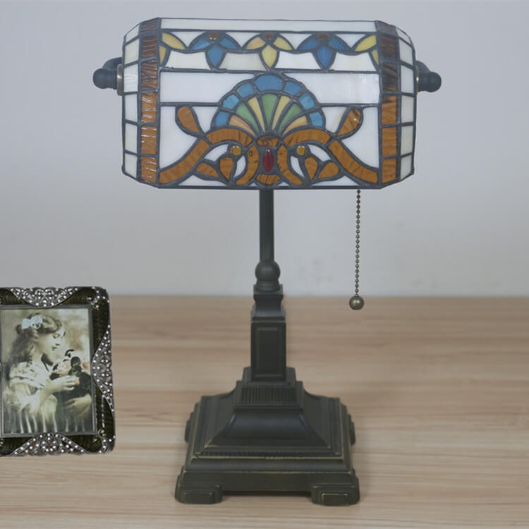 Vintage Stained  Glass 1-Light Zipper Switch Table Lamp