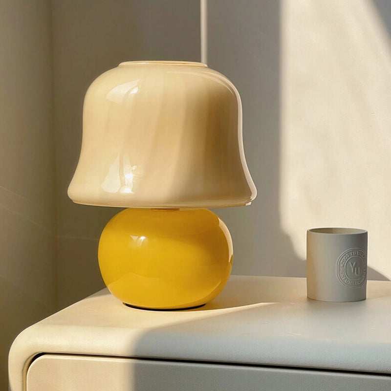 Französische kreative 1-flammige Tischlampe im cremefarbenen Pilzdesign 