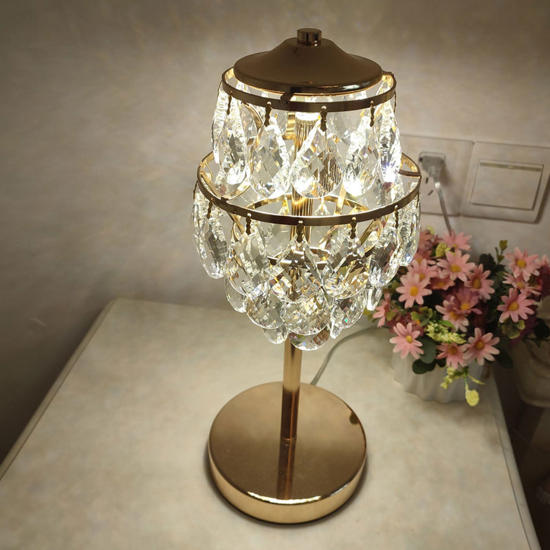 Lampe de table LED en métal doré et cristal de luxe moderne 