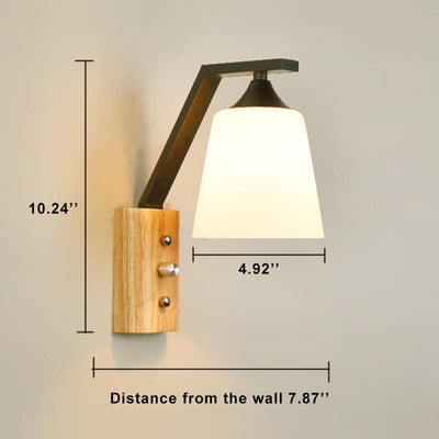 Einfache 1-Licht-Wandleuchte aus Holz 