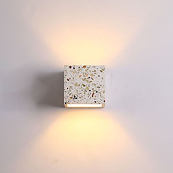 Applique murale contemporaine scandinave carrée en terrazzo à 1 lumière pour chambre à coucher 