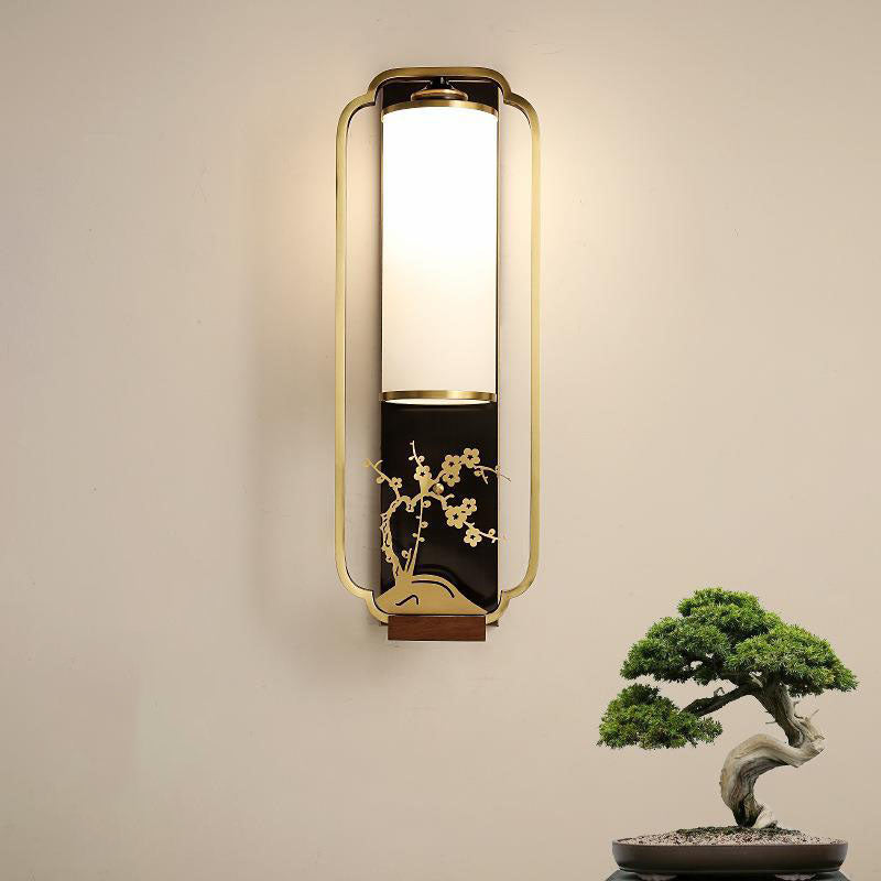 Applique murale traditionnelle chinoise avec cadre en cuivre sculpté, abat-jour cylindrique en verre givré, 1 lumière, pour salon