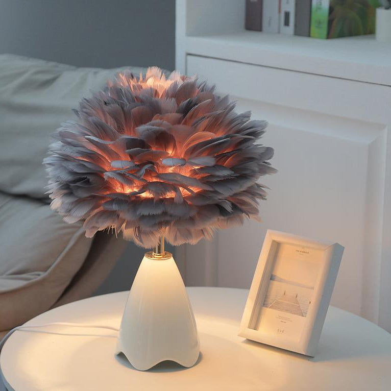 Nordic Minimalist Feather Ceramic Base 1-Light Table Lamp